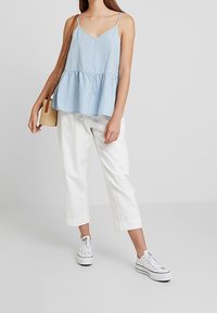Vero Moda Linne - light-blue denim