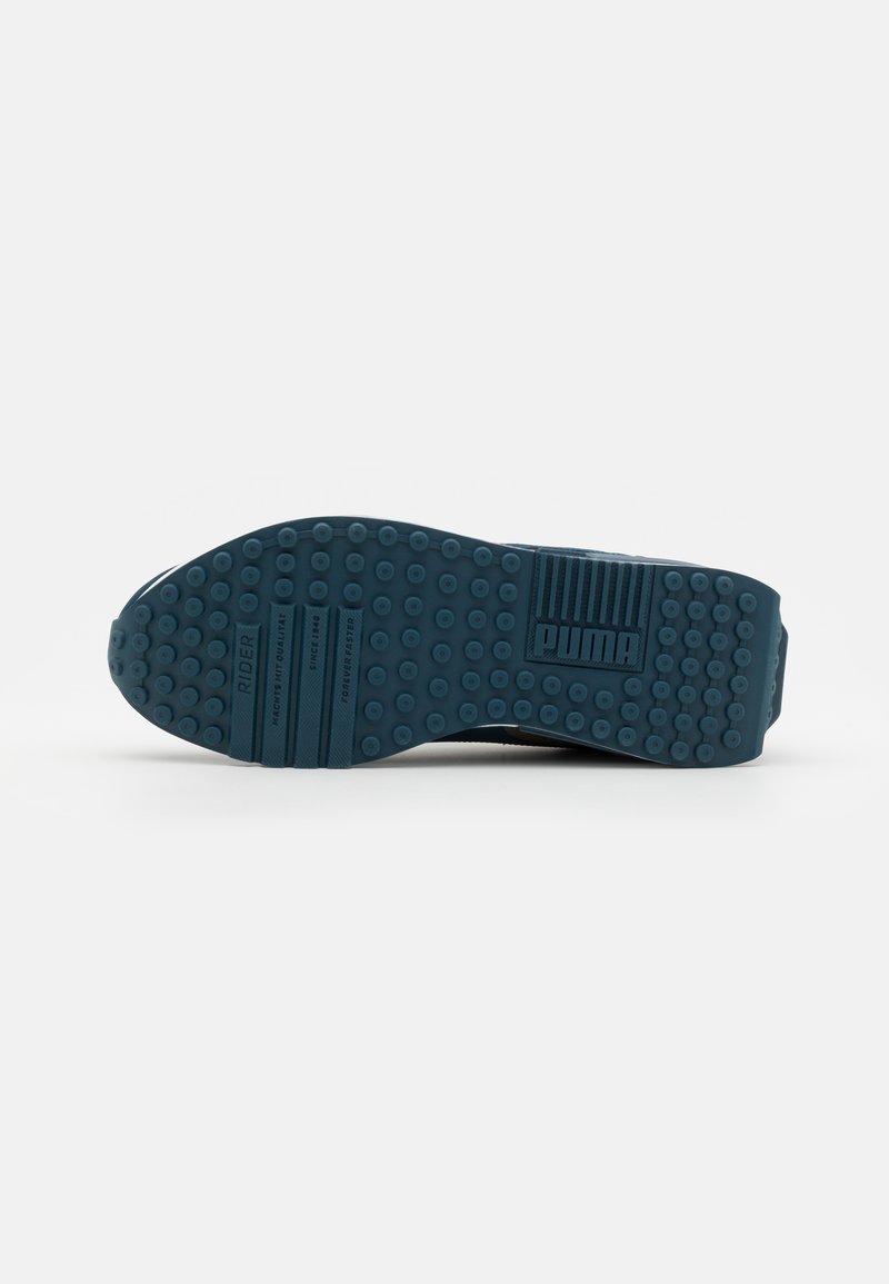 Herren Sneaker low | Puma CITY RIDER HELLY HANSEN Sneaker low intense blue/white asparagus/blau - AG05036 Herren Sneaker low | Puma CITY RIDER HELLY HANSEN Sneaker low intense blue/white asparagus/blau - AG05036