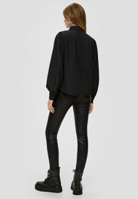 QS MIT RAFFUNG - Overhemdblouse - schwarz