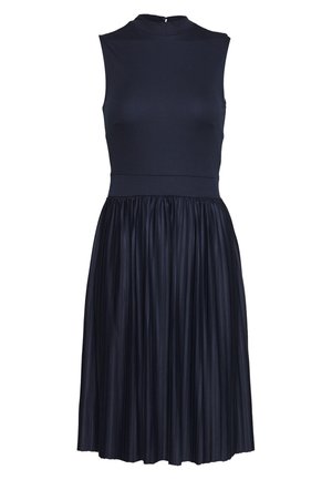 Zwart mouwloze midi-jurk met col, nauwsluitend lijfje en geplooide rok, voorzien van een ritssluiting aan de achterkant.