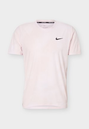 Nike Performance, NIKECOURT ADVANTAGE SLAM - Tekninen t-paita - pink/silt red/black