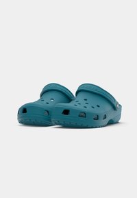 Crocs CLASSIC UNISEX - Iešļūcenes - turbo teal