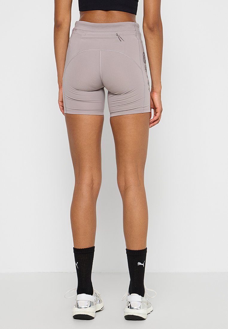 Kurze Sporthose