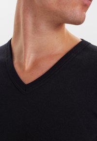 JBS Undershirt - black