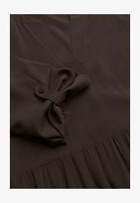 Ikke valgt, brown