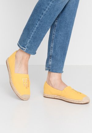 Alpargatas - yellow