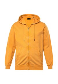 Sudadera amarilla con cremallera, capucha ajustable con cordón, bolsillos canguro delanteros, puños de canalé y una textura suave. Presenta detalles de costura visibles.