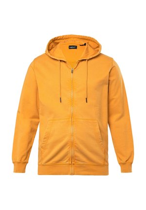 Sudadera amarilla con cremallera, capucha ajustable con cordón, bolsillos canguro delanteros, puños de canalé y una textura suave. Presenta detalles de costura visibles.