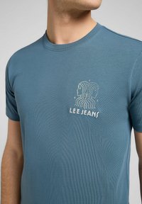 Lee ELEVATED REGULAR FIT granatowy