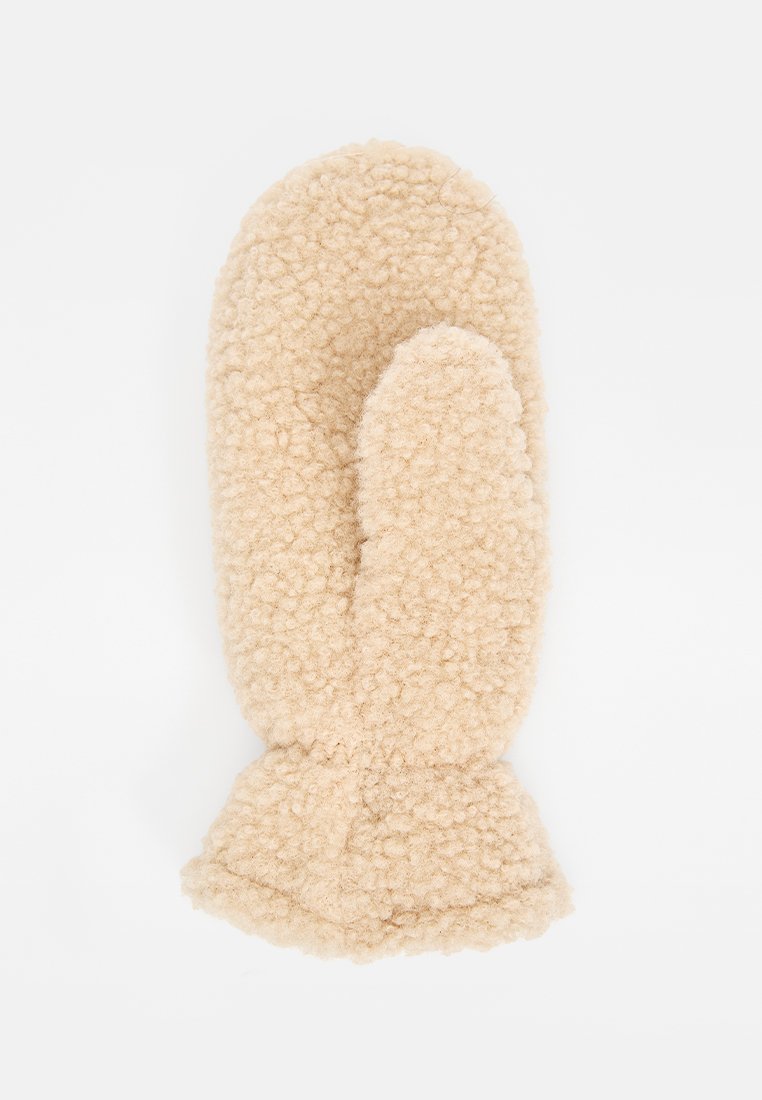Manoplas beige hechas de un tejido de felpa texturizado, con forma redondeada y un puño recogido en la muñeca para mayor calidez.