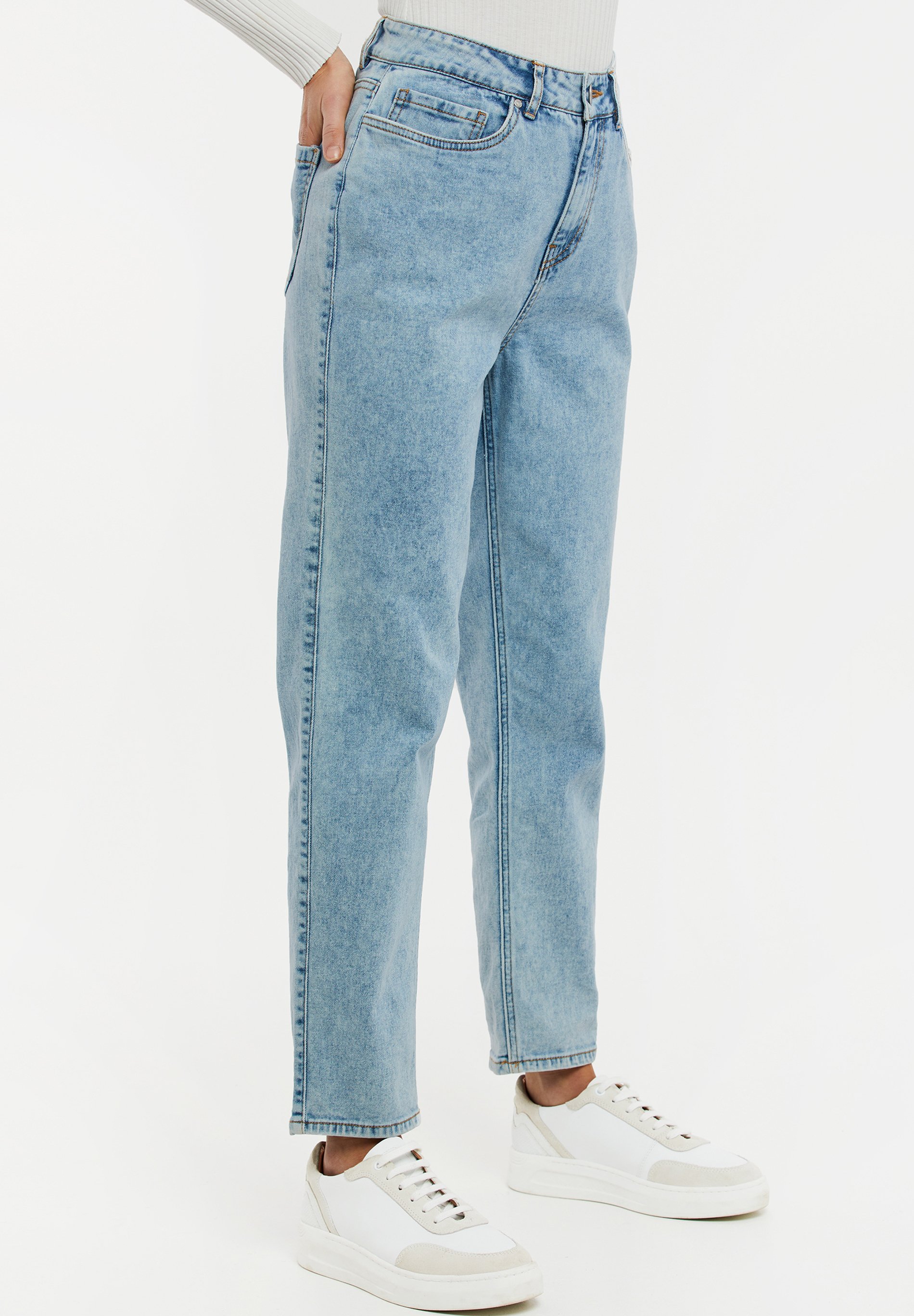 Ropa y zapatos de mujer | La mejor selección en Zalando