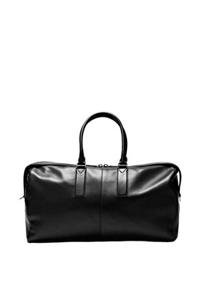 Borsa da viaggio in pelle nera con texture liscia, due manici superiori, chiusura con zip e due linguette decorative sui lati.