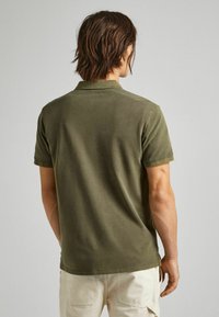 Pepe Jeans NEW OLIVER - Polo marškinėliai - military green