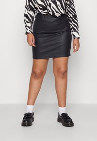 Vero Moda Curve VMMILLY  - Mini skirts  - black