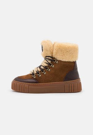 SNOWMONT - Suvarstomi aulinukai - beige/darkbrown