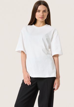 Witte katoenen t-shirt met korte, brede mouwen en een ronde halslijn, met een ontspannen pasvorm en een gladde textuur.