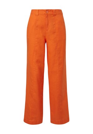 Orange Leinen-Hochbund-Hosen mit weitem Bein, Knopfverschluss vorne und seitlichen Taschen, die eine glatte Textur und klare Linien aufweisen.