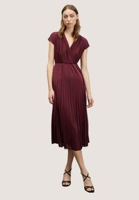 Motivi MIDI CON PLISSÉ - Cocktailkleid/festliches Kleid - rosso