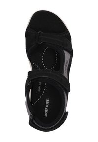 Czarne zamszowe sandały z regulowanymi paskami, wyściełaną wkładką i teksturowaną podeszwą. Charakteryzują się szarymi akcentami i logo na wkładce.