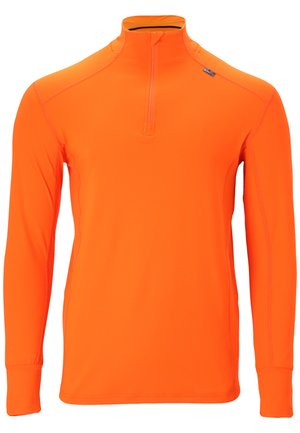 Langarmatige pullover van oranje stof, met een kwartrits en duimopeningen in de mouwen. Gladde textuur met platte naden.
