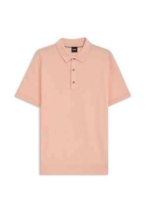 Helles rosa Kurzarm-Polohemd mit drei Knöpfen und Kragen, strukturiertem Stoff und einem kleinen schwarzen Etikett am Kragen.