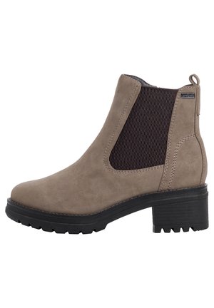 Taupe suède Chelsea enkellaars met zwarte elastische zijpaneel, treklip en chunky zwarte hak met profielzool.