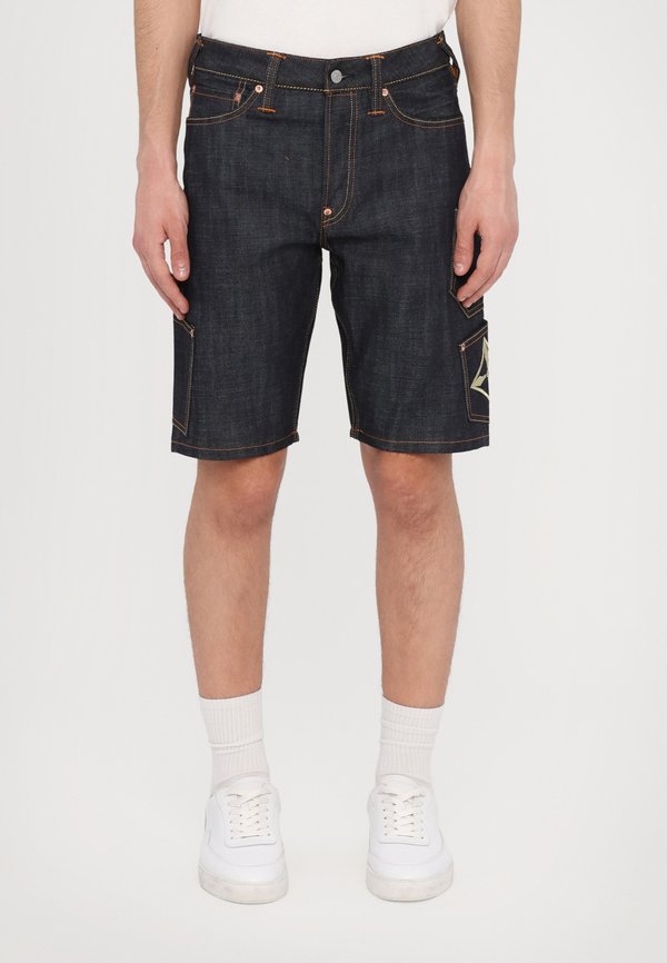 MULTI POCKET WITH BROCADE PATCH - Jeans Shorts - indigo