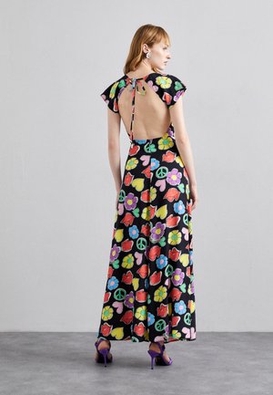 Billabong LOVE ISLAND - Maxi dress - peach punch/yellow