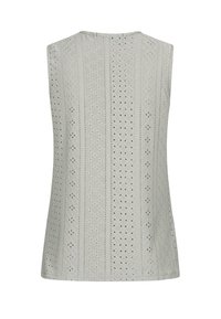 Top fără mâneci de culoare gri deschis, cu modele delicate de dantelă, croială dreaptă și textură fină, destinat purtării în vreme caldă.