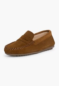 Braune Wildleder-Mokassins mit gesticktem Design, im Slip-On-Stil, flacher Gummisohle und dekorativen Lederelementen entlang des Randes.