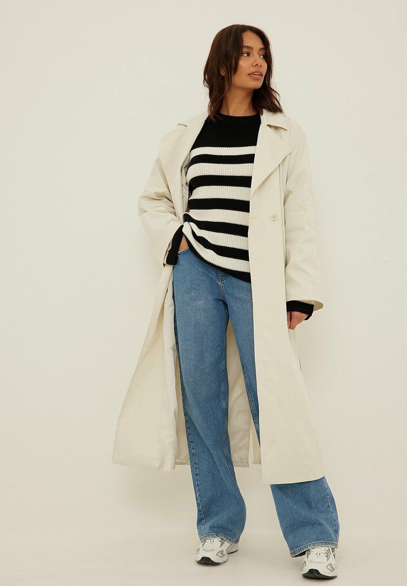 NA-KD Trenchcoat wit