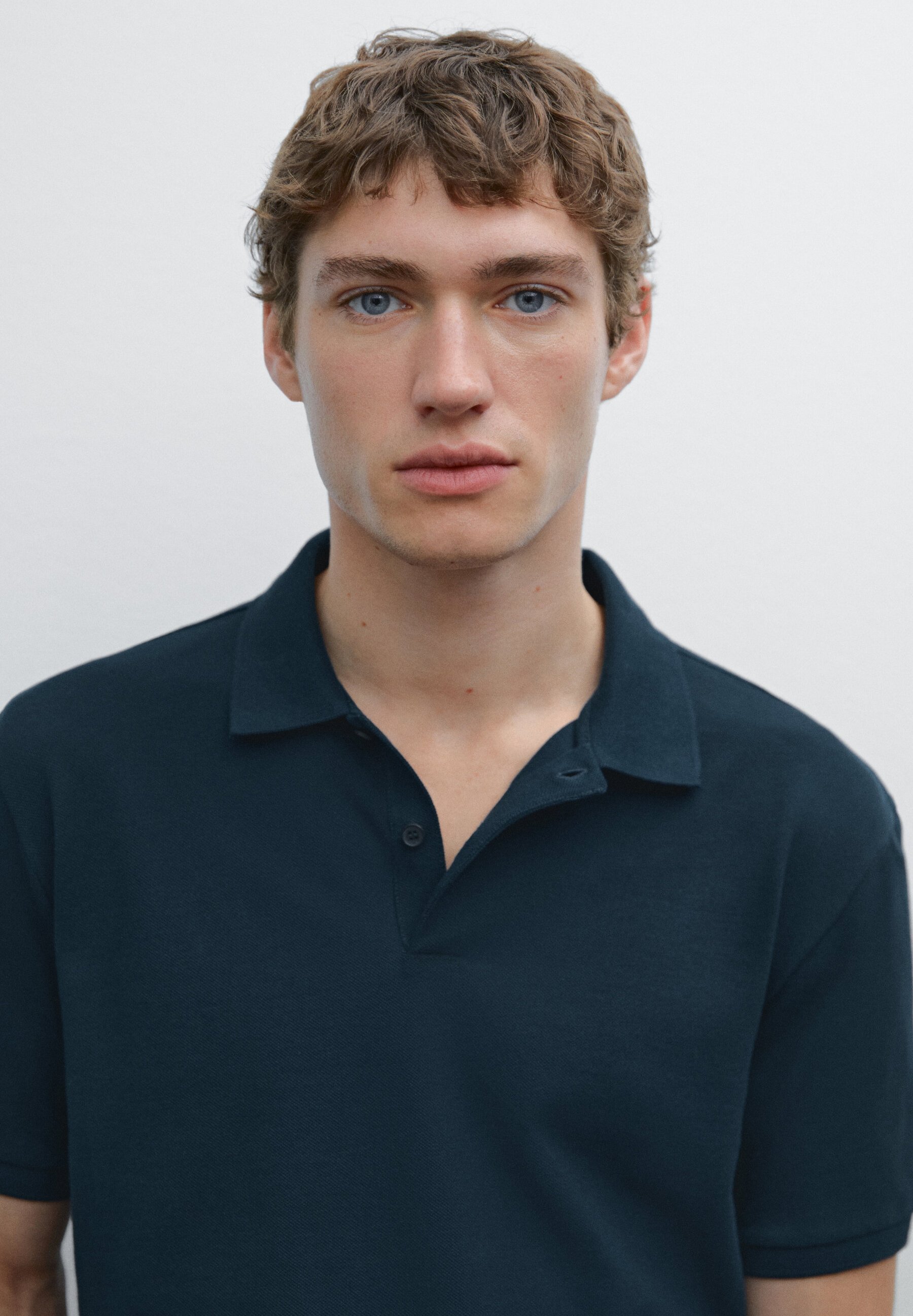 Massimo Dutti MICRO TEXTURED PIQUÉ POLO NECK - Polo shirt