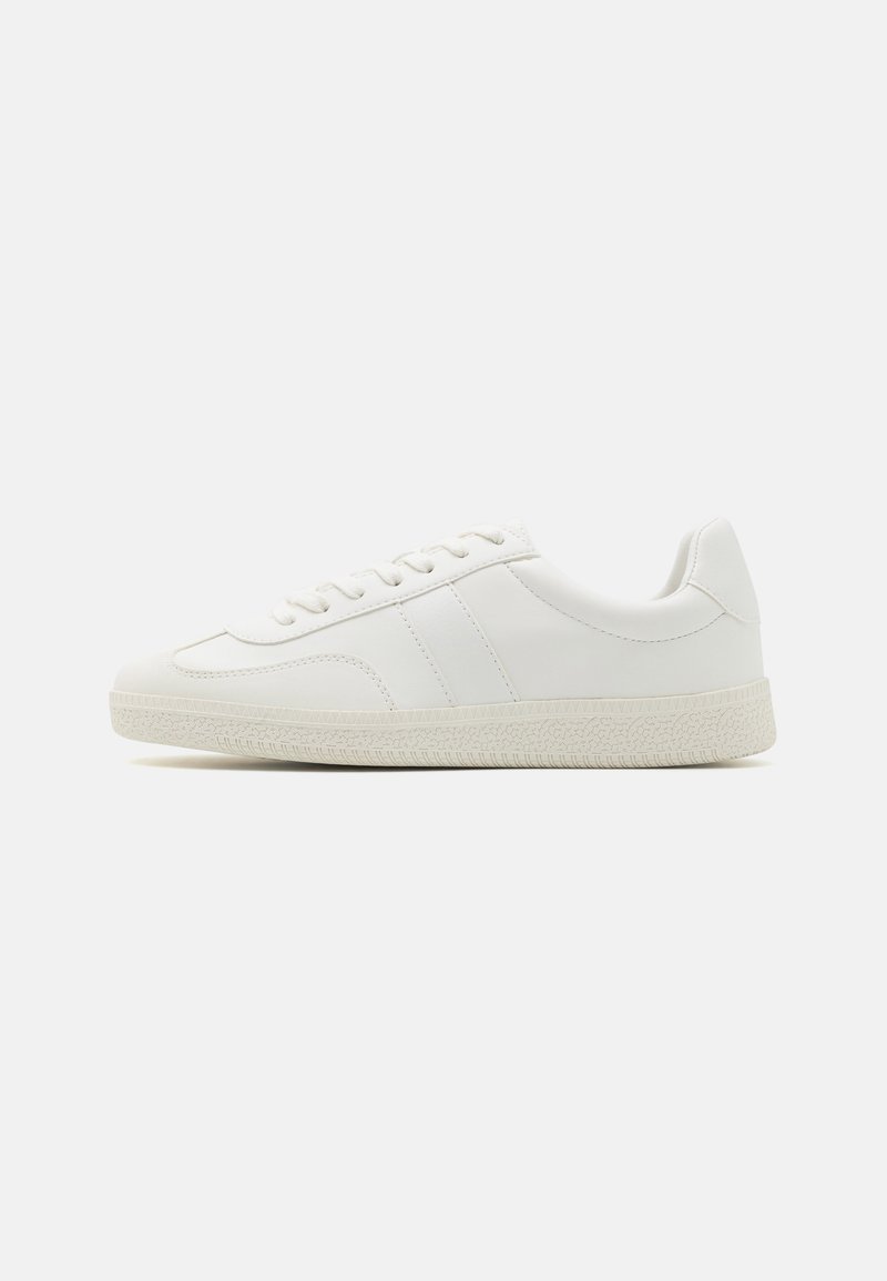 Call it Spring IMPALLA - Sportcipő - white