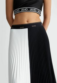 LIU JO ASYMMETRICAL - Rakott szoknya - white