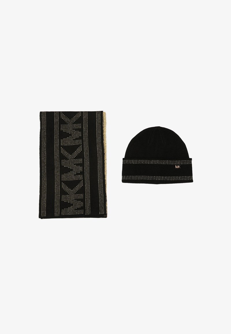 Sciarpa di maglia nera con accenti dorati, caratterizzata da un motivo di lettere. Berretto di maglia nera con una fascia decorativa che presenta piccoli dettagli bianchi.