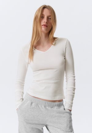 V-NECK LONG SLEEVE TOP - Langarmshirt - off white