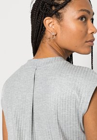 Esprit Collection COATED - T-shirt básica - light grey