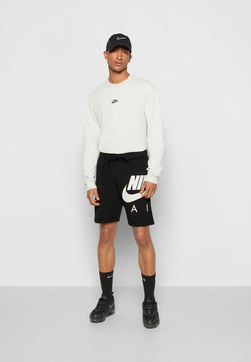 Herren Trainingsanzüge | Nike Sportswear AIR Shorts black/light bone/schwarz - MG76392 Herren Trainingsanzüge | Nike Sportswear AIR Shorts black/light bone/schwarz - MG76392