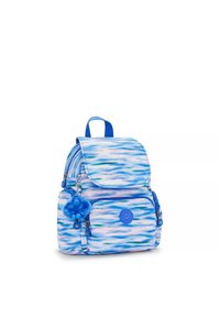 Zaino blu con motivo a onde astratte, spallacci imbottiti, tasca frontale con zip e un portartrucchi blu in peluche attaccato.