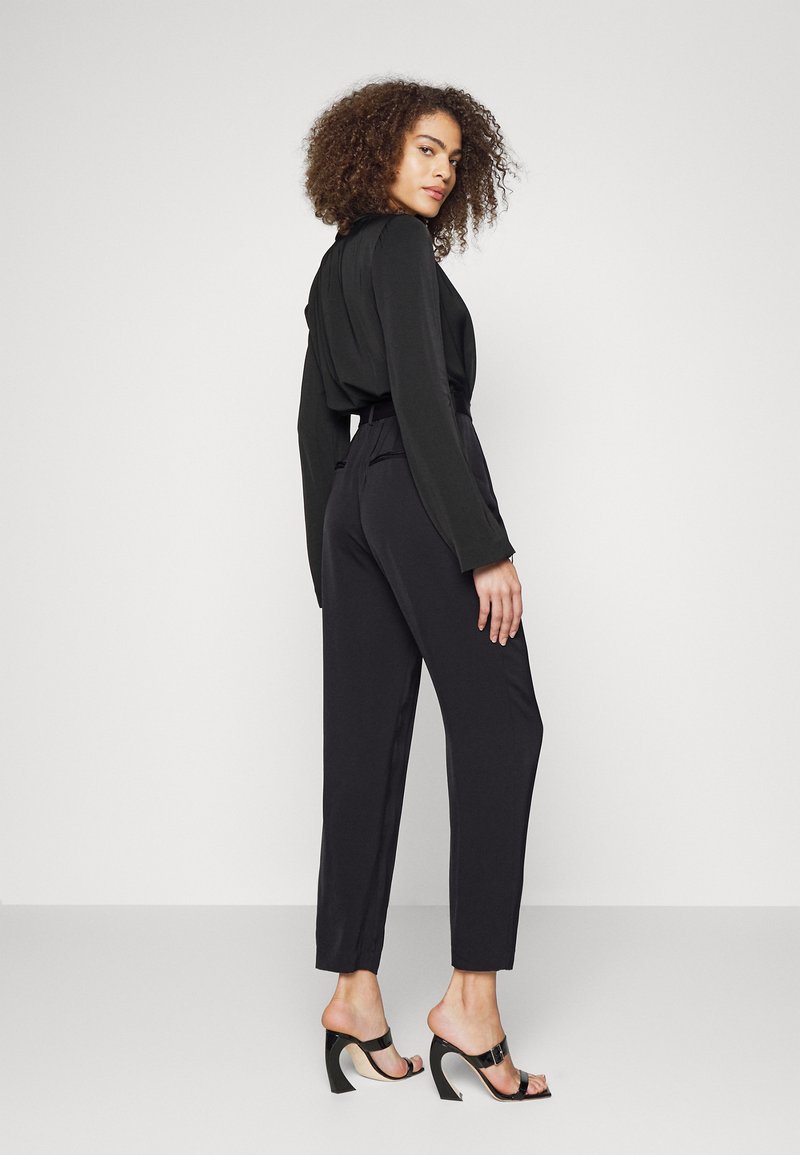 Damen Kleider | KARL LAGERFELD Jumpsuit black/schwarz - DP22904 Damen Kleider | KARL LAGERFELD Jumpsuit black/schwarz - DP22904