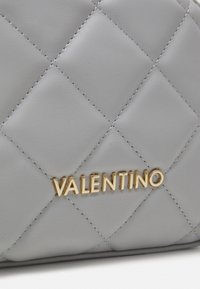 Valentino Bags OCARINA - Vreća za pranje - perla