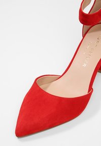 Kurt Geiger London Botines - red