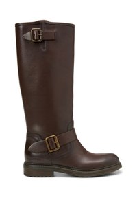 Bruine leren kniehoge laars met een ronde neus, platte hak en verstelbare riem met een metalen gesp. Gladde textuur, minimale details.