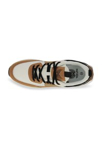 Sneaker con una toma bianca e beige con accenti neri, design con lacci, materiali testurizzati e logo sulla soletta.