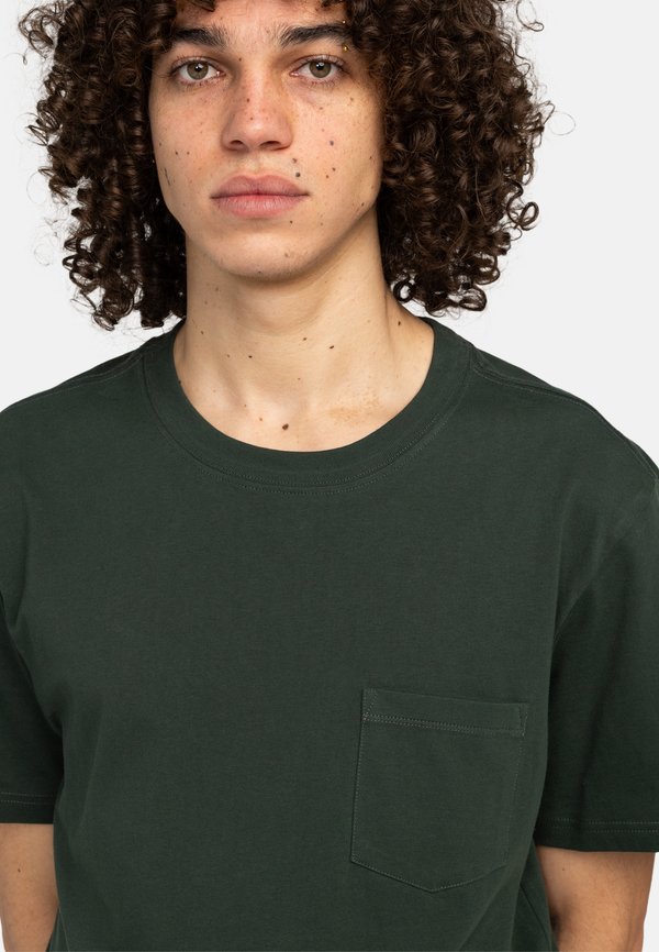 POCKET LABEL  - Basic T-shirt - ksw4