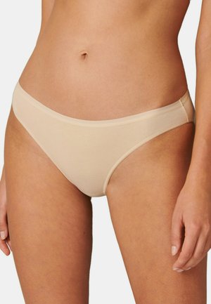 Beige katoenen bikiniondergoed in een mengsel met een gladde textuur, een lage taille en een minimalistische elastische tailleband.