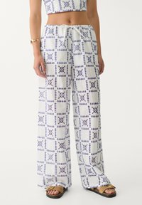 Stradivarius - EMBROIDERED - Pantalon classique - light blue Image miniature 1