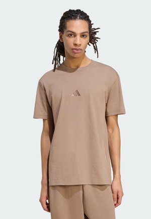 adidas Sportswear, ADIDAS SMALL LOGO T SHIRT HERREN SPORTSHIRT - T-shirt basic - brown