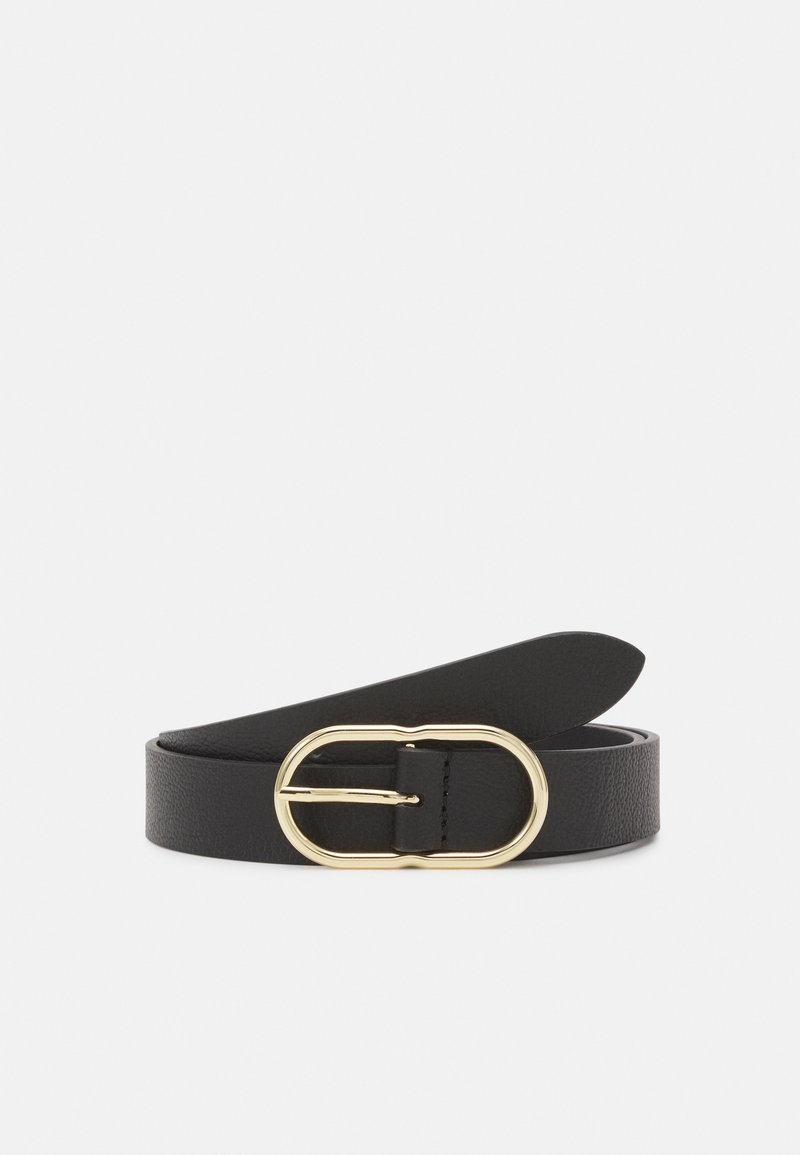 Ceinture en cuir noir avec une boucle métallique dorée arrondie, enroulée avec la boucle bien visible à l'avant.