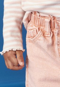 Next MOM STANDARD - Jeans a sigaretta - orange